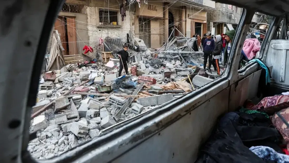  Gaza rescuers say eight dead in Israel strike on school building