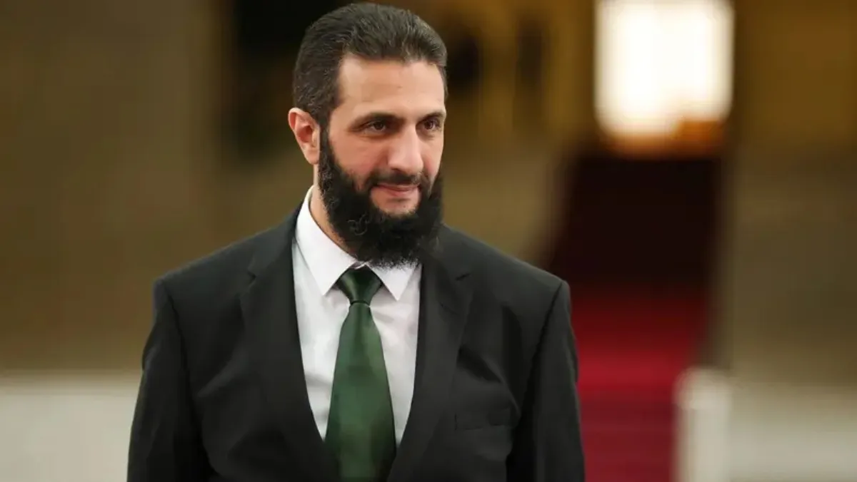  Syria’s new leader congratulates Trump, looks forward to improving relations