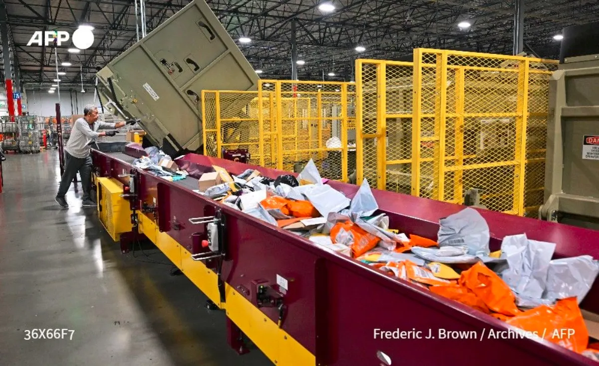 USPS says packages from China and Hong Kong will be accepted again after temporary suspension