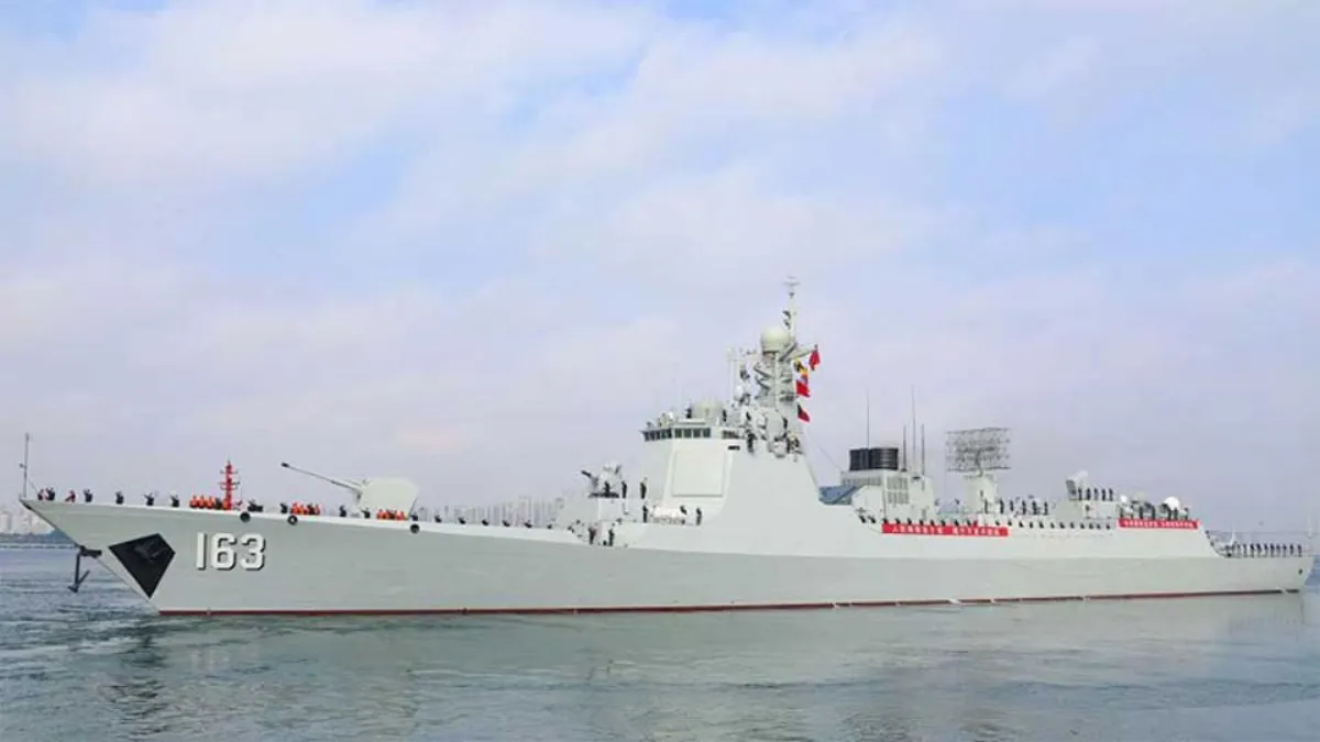 Chinese Navy foils Pirate Attack in Gulf of Aden