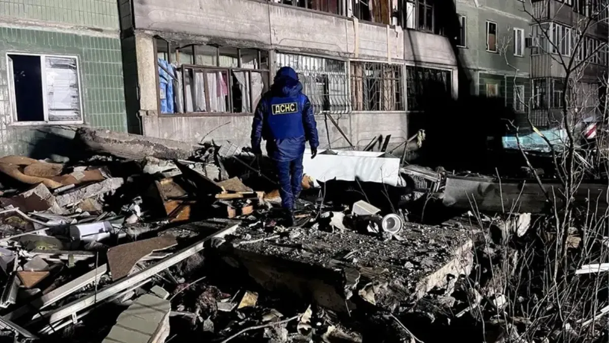  Russian strikes kill three in Ukraine border region