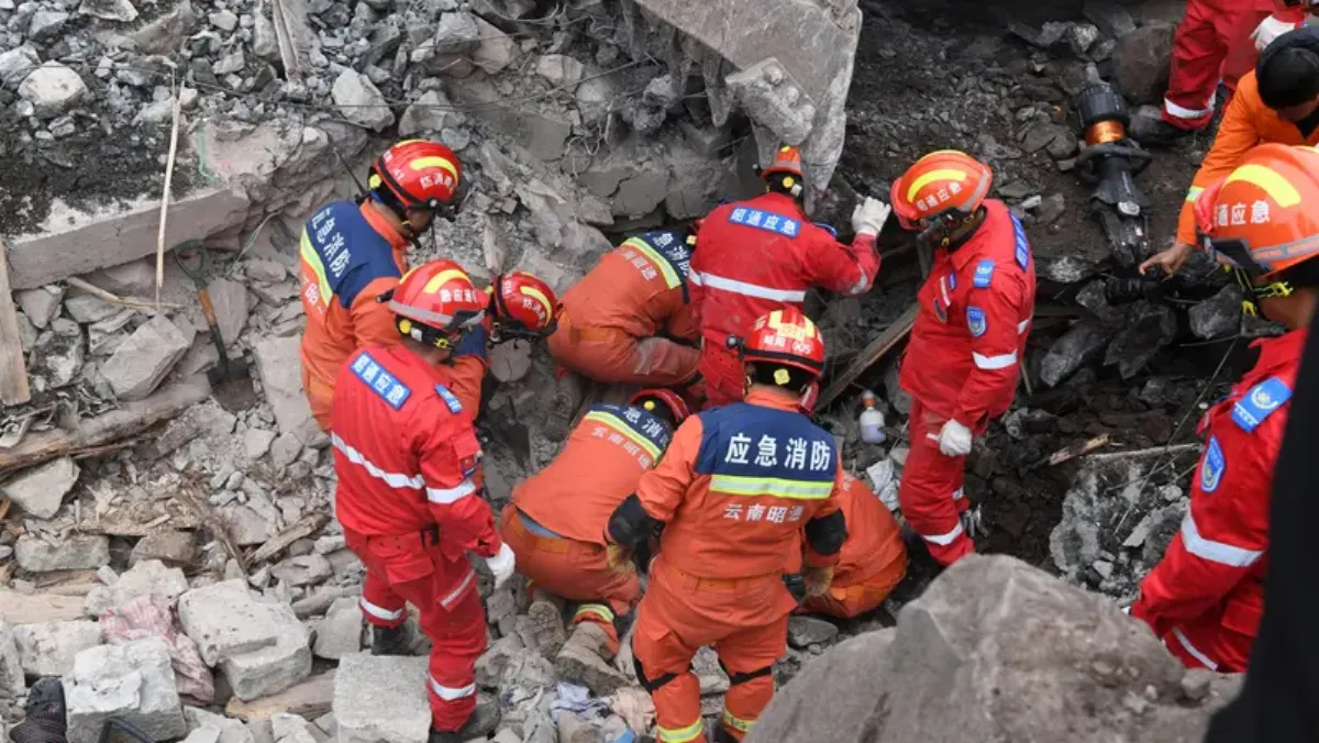  More than 30 missing after landslide hits southwest China