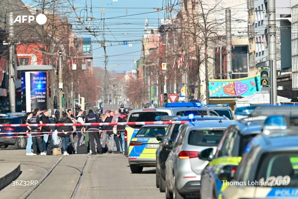 Two dead, several hurt as car hits crowd in German city: police