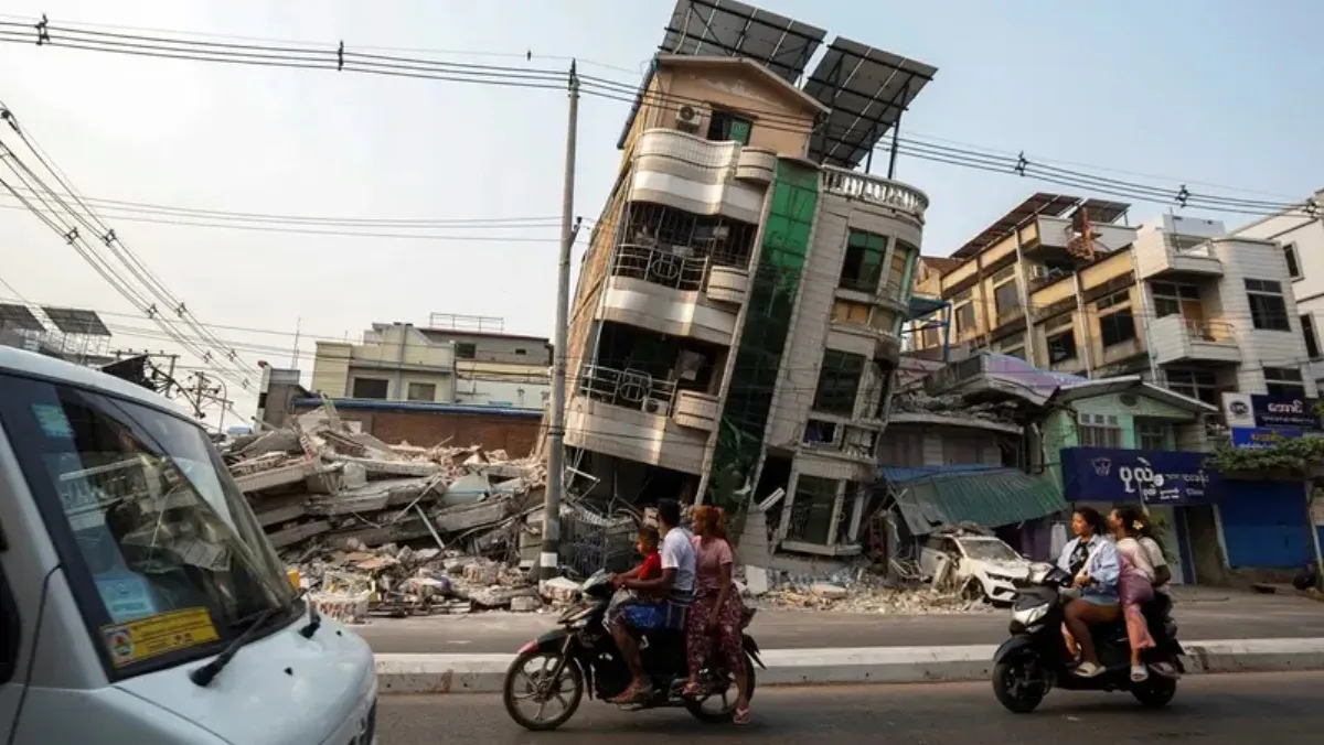  Myanmar earthquake death toll hits 1,700 as aid scramble intensifies
