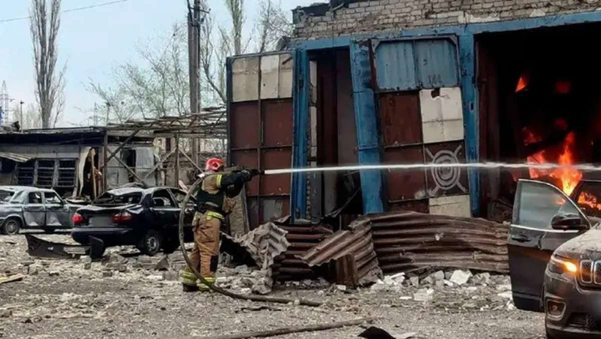  Russian missile strike kills 12 in Ukraine leader’s home city