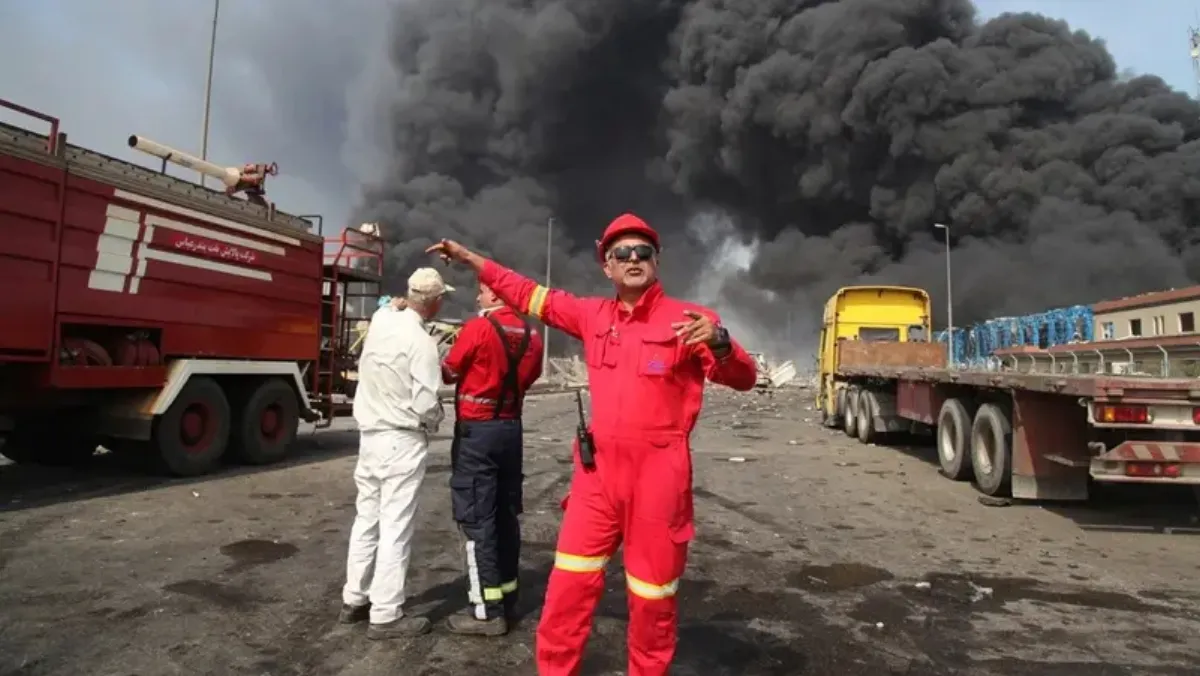  Iran arrests two over deadly port explosion