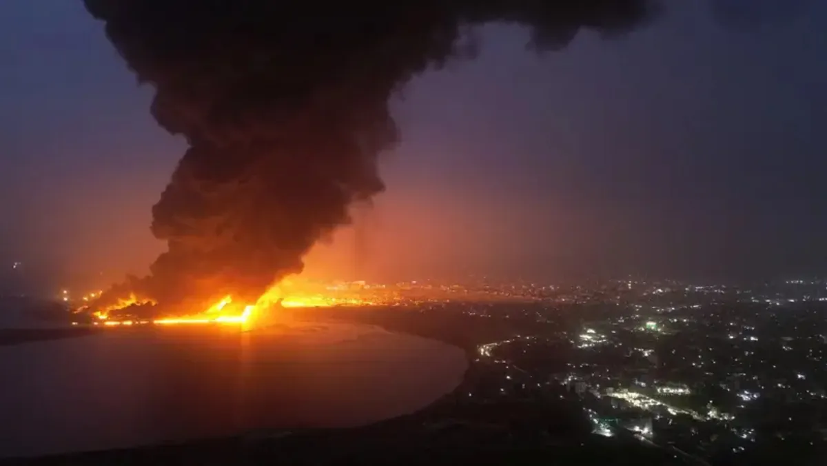  US-Israeli strikes target Yemen’s Hodeidah and Sanaa