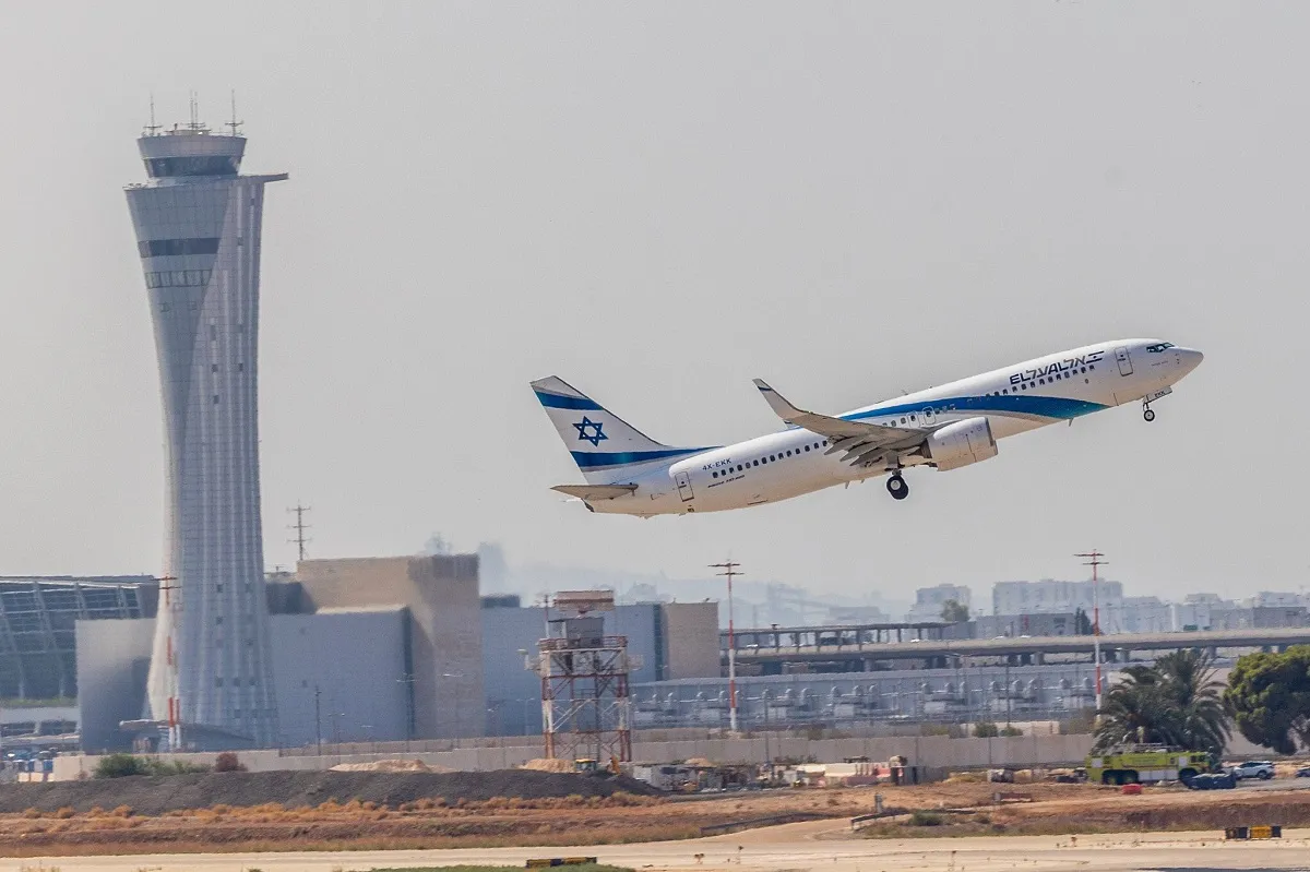 Foreign airlines extend suspension of Israel flights over Houthi missile attack
