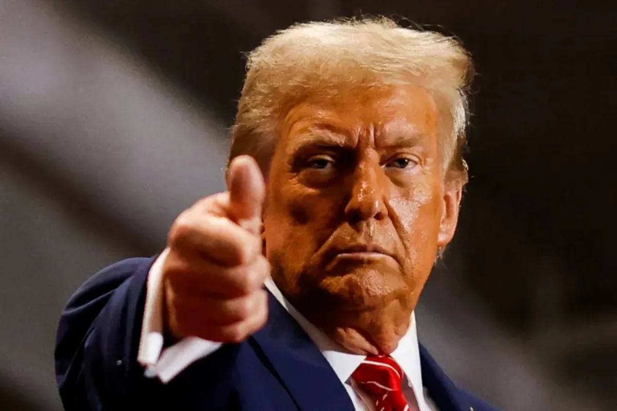 Trump Declares Victory: "Houthis Have Surrendered, Will Stop Attacking Ships—We’ll Halt Strikes"