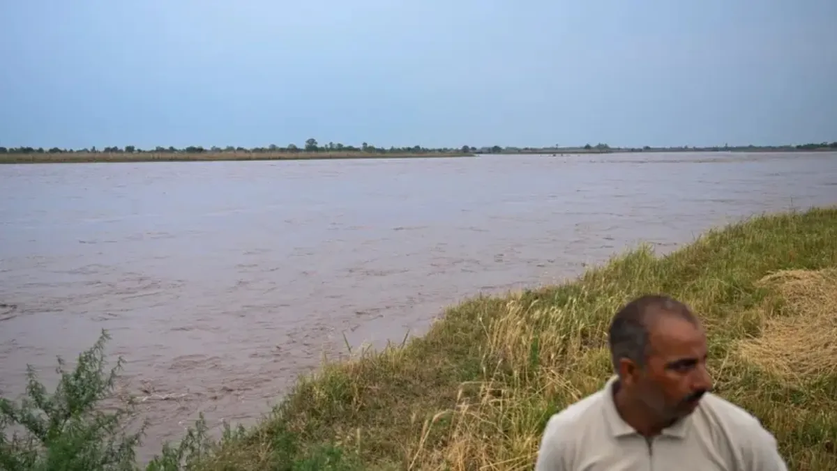  Pakistan accuses India of altering Chenab River flow as tensions rise