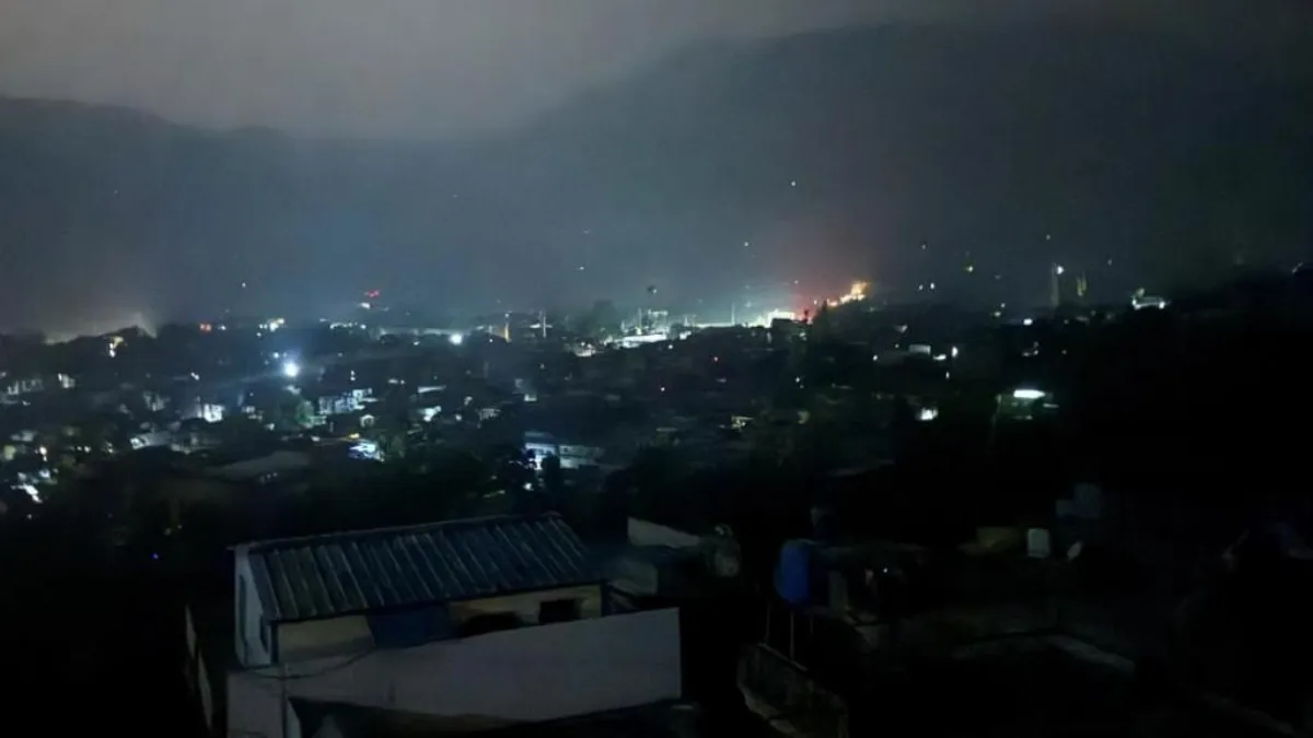 India launches strikes on Pakistan as Islamabad vows retaliation