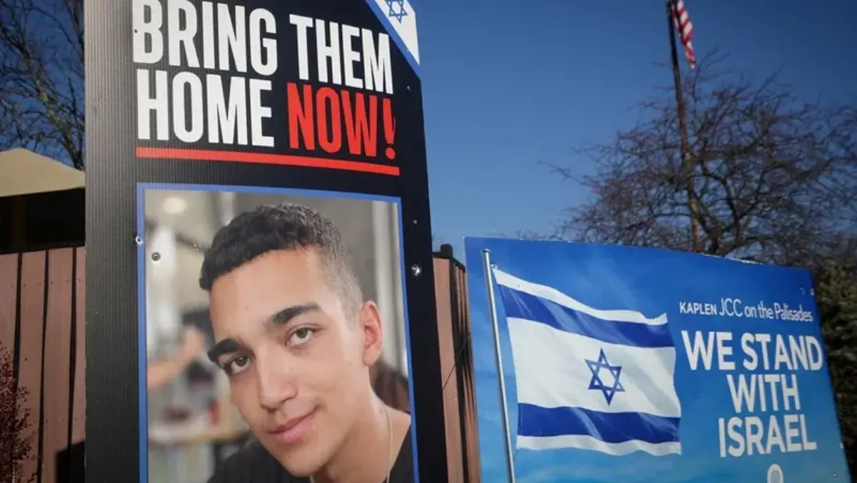  Hamas says it freed Israeli-American hostage, Israel says no ceasefire