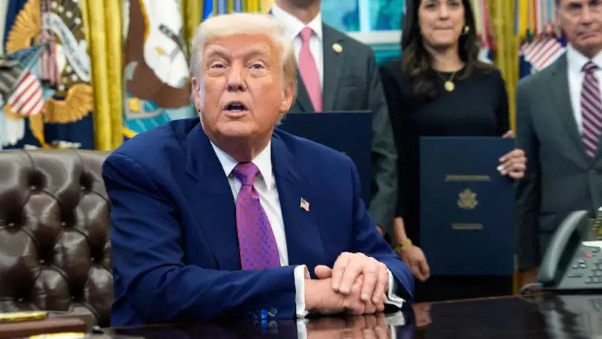  Trump says he may ease sanctions on Syria