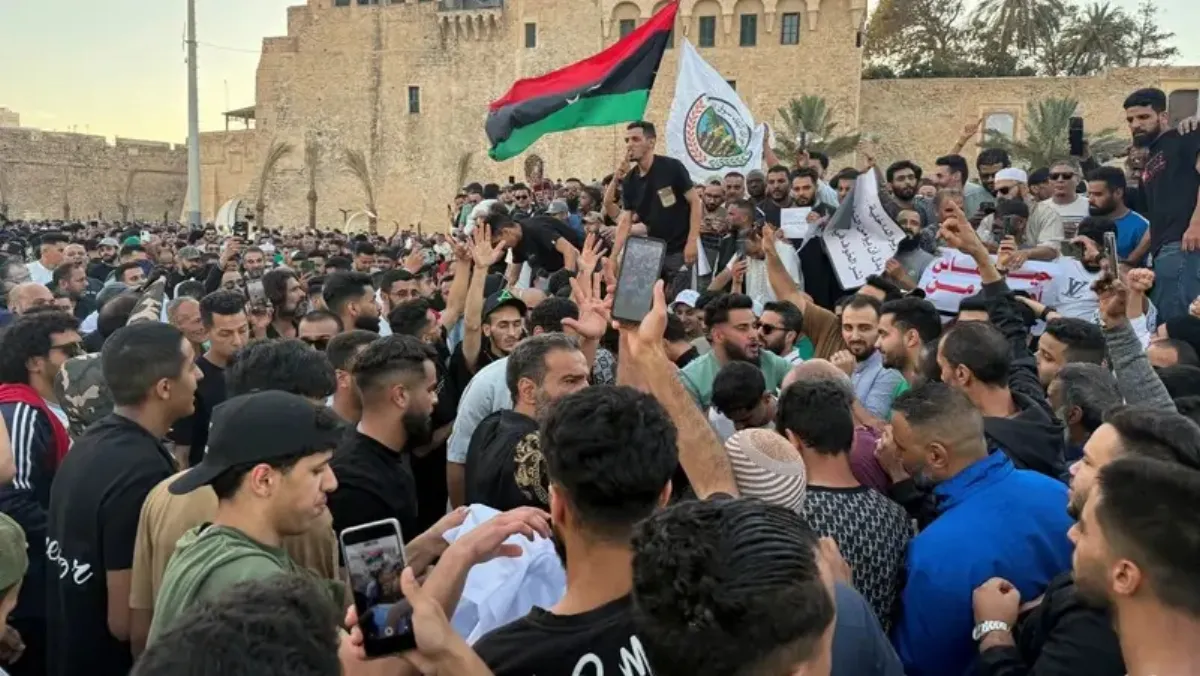  Libyan protesters demand prime minister quit as three ministers resign