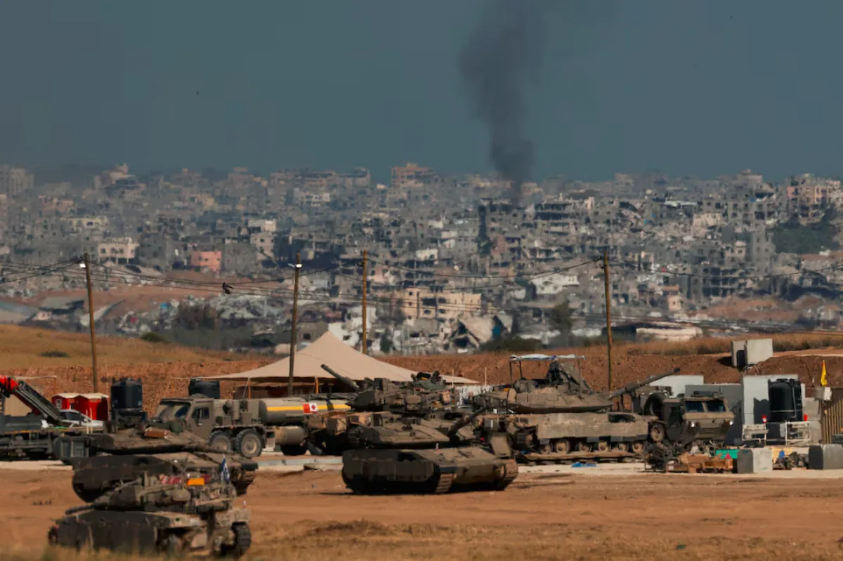 Airstrikes kill dozens in Gaza, international criticism of Israel grows