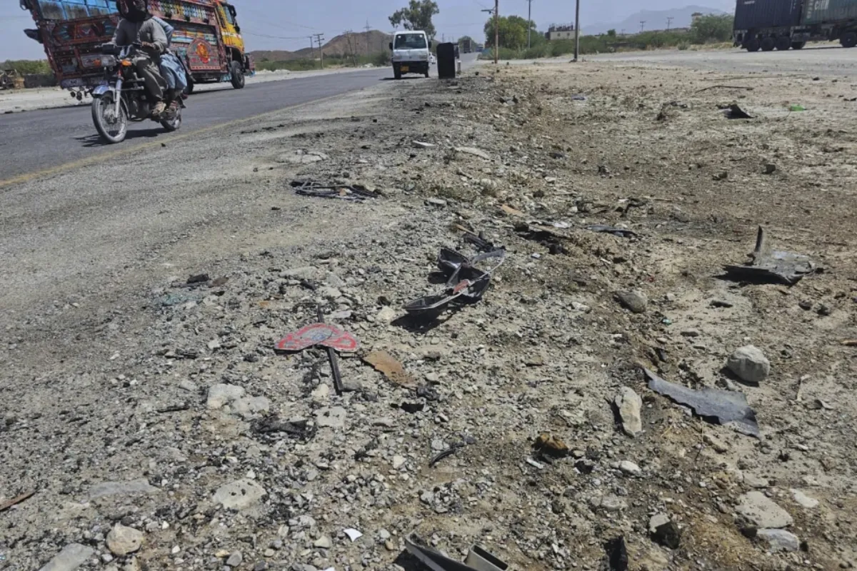 Death toll from Pakistan school bus bombing rises to 8 as Islamabad blames India