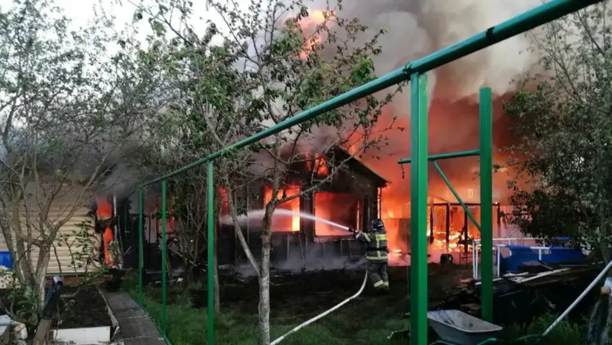  Ukraine fires massive drone barrage at Moscow