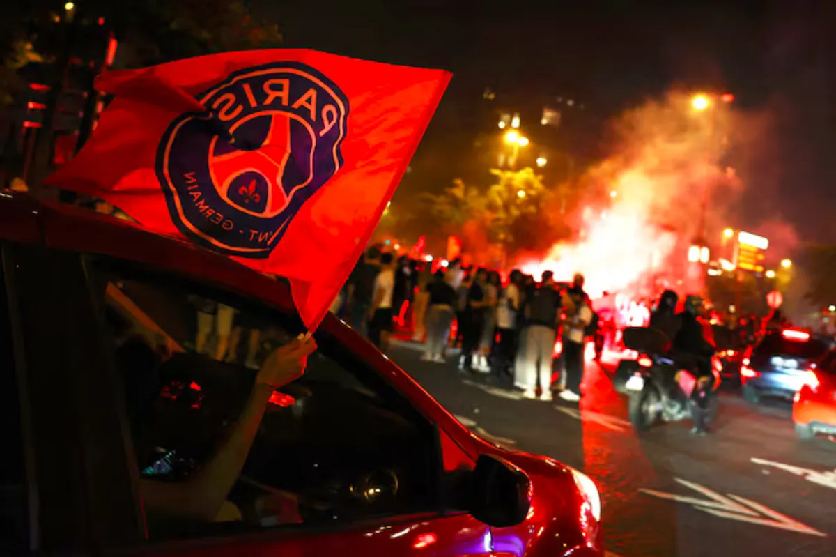Two dead and 500 arrested in France during PSG win celebrations