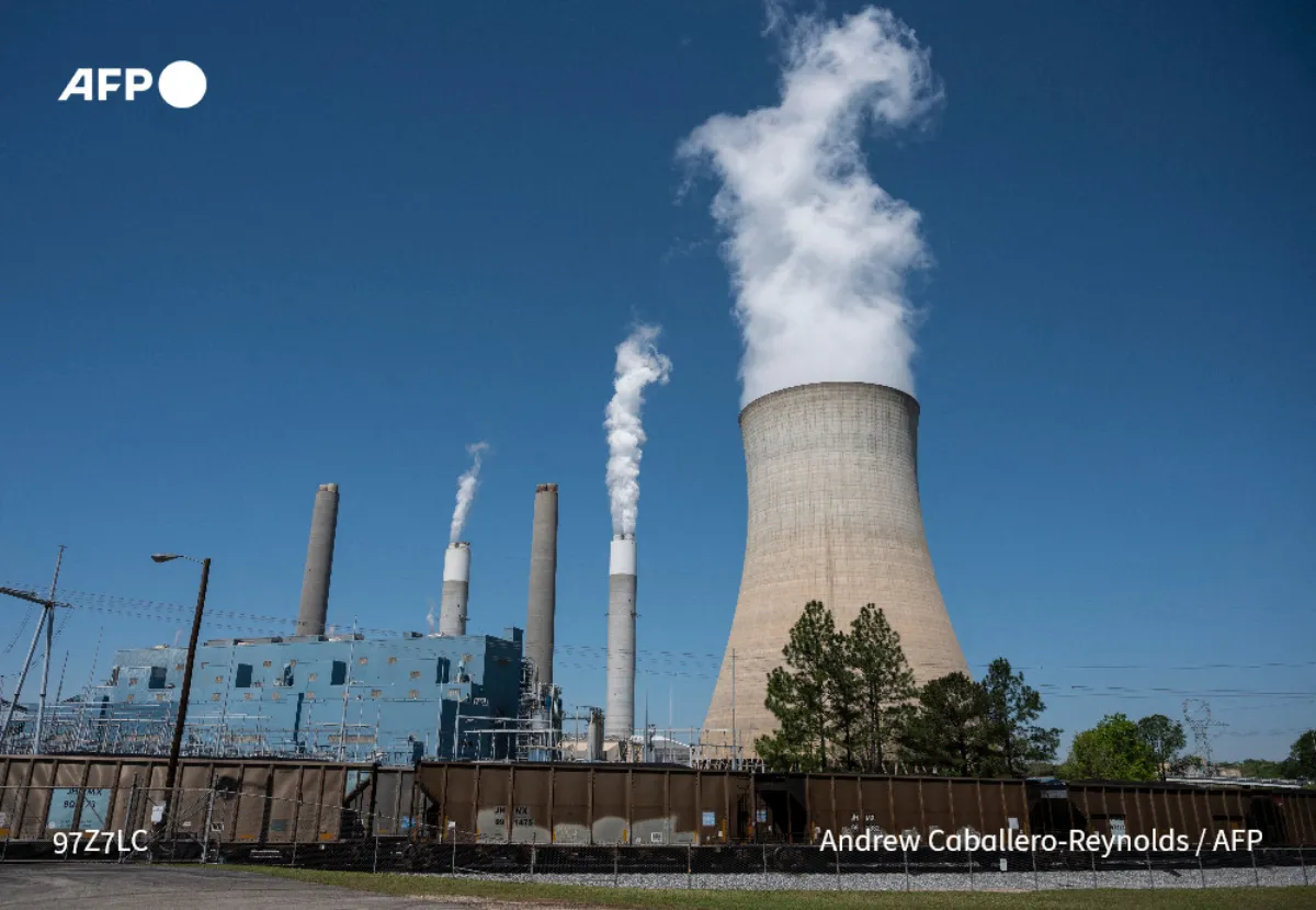 Trump admin announces plan to loosen power plant regulations