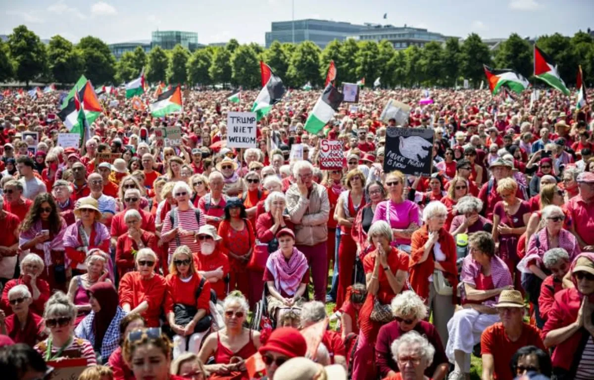 Tens of thousands rally in Dutch protest for Gaza