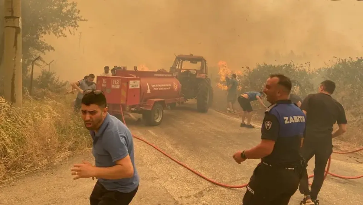  More than 50,000 evacuated as Turkey wildfires rage