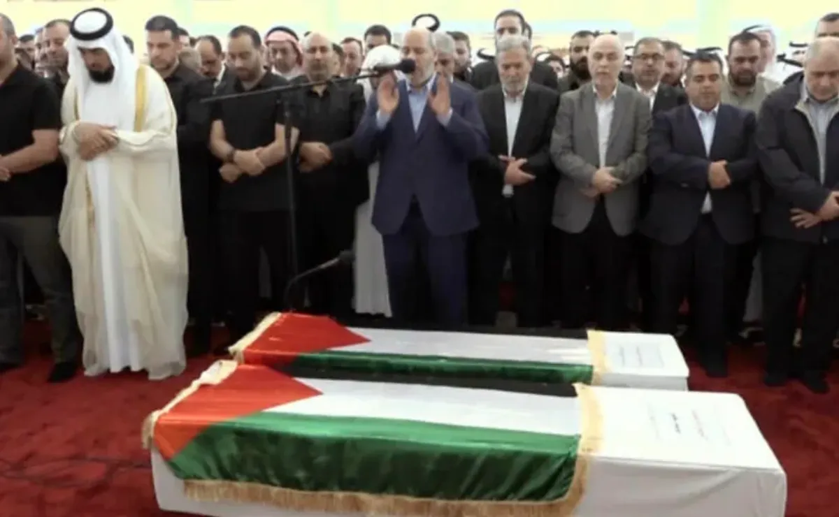 Report: Hamas leaders in Doha ‘told to give up personal weapons’