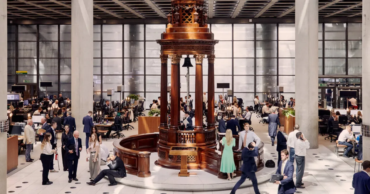 Lloyd's of London Navigates High-Risk War Insurance Market