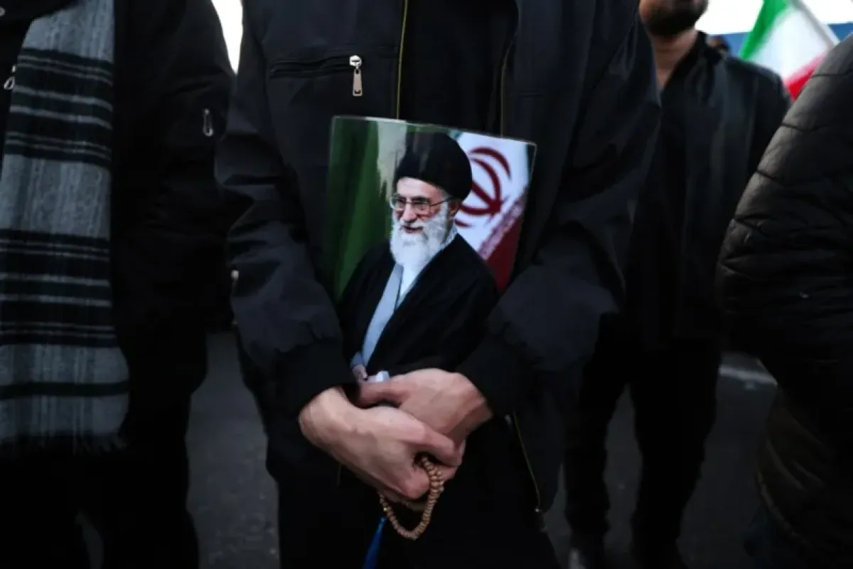 Iran's Revolutionary Guard Tightens Grip on Power Amid Shifting Alliances