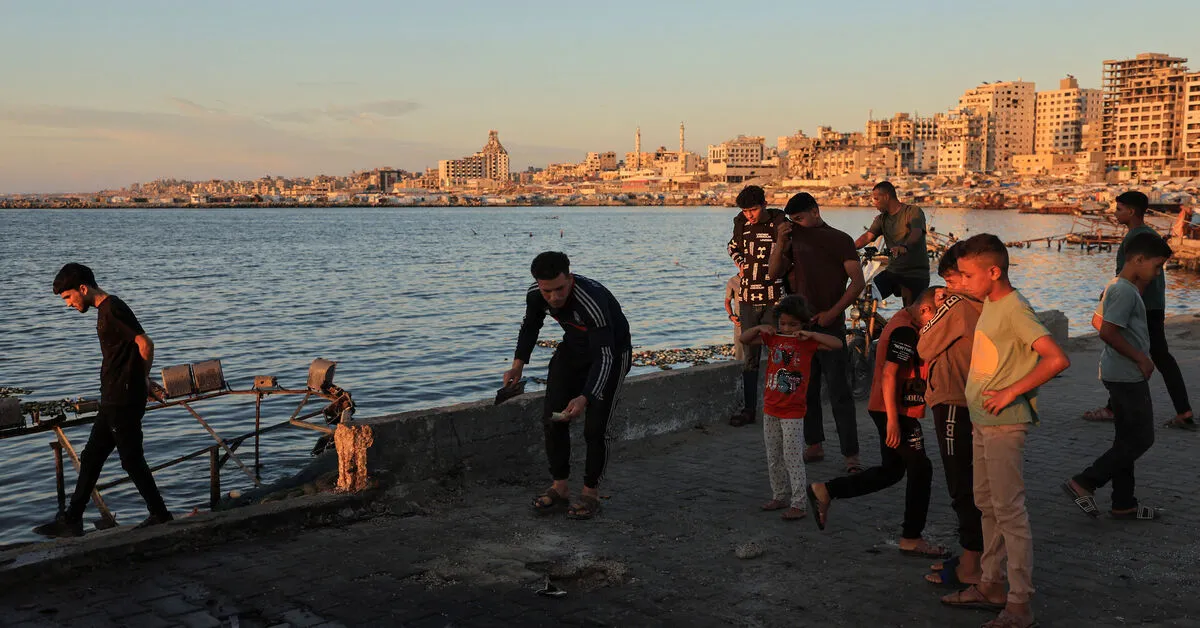 Israeli Strike Kills Two at Gaza Seaport Cafe