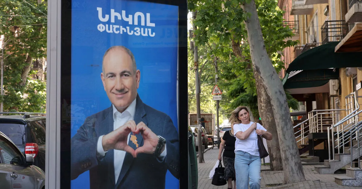 Armenia Detains Opposition Candidates Ahead of Elections