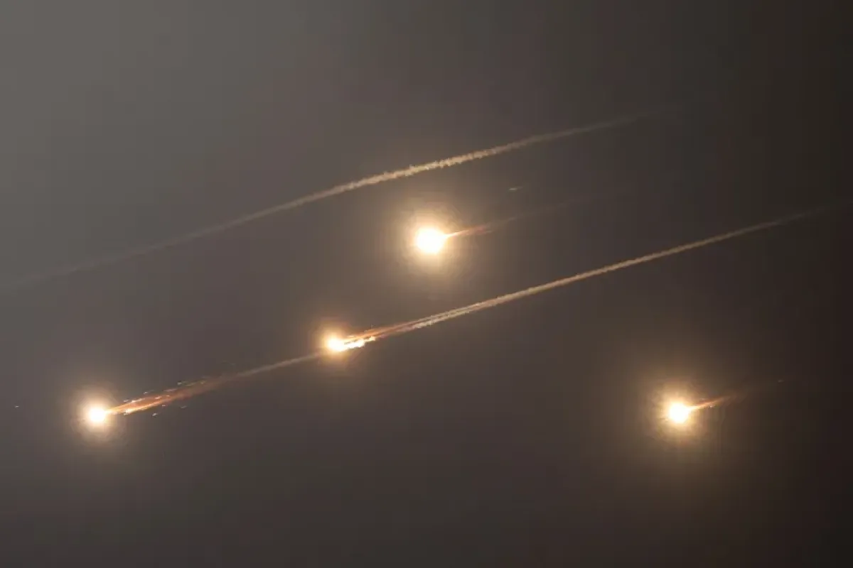 Iran and Israel Exchange Strikes Amid Escalating Regional Tensions