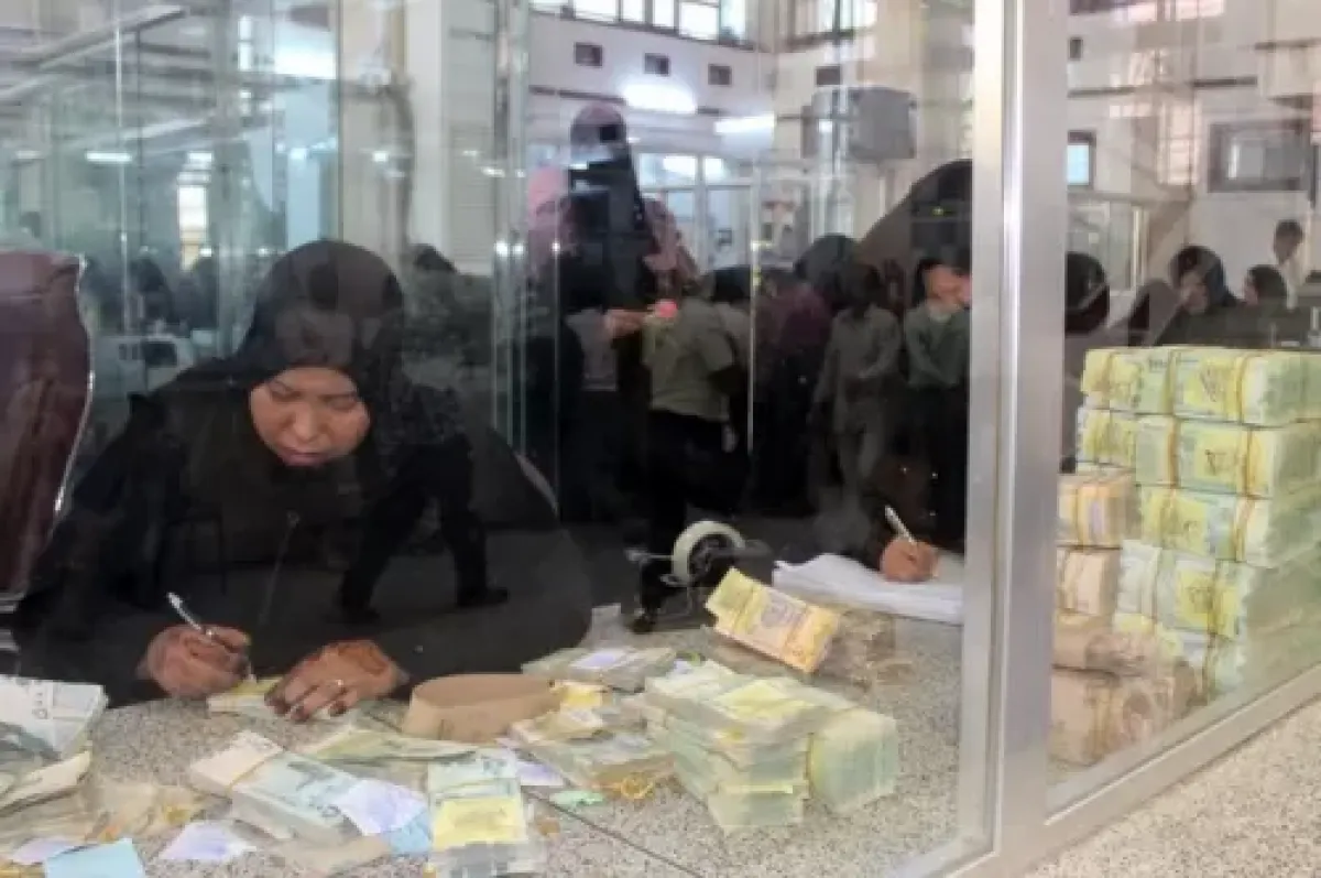 Central Bank Reports Budget Surplus Amidst Government Deficit in Salaries and Services