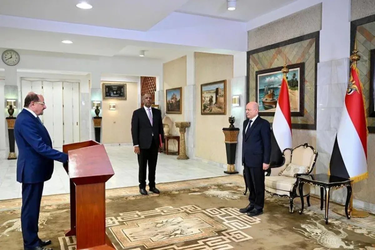 Yemen's Al-Zandani Government Criticized for Inaction Amidst Escalating Crises