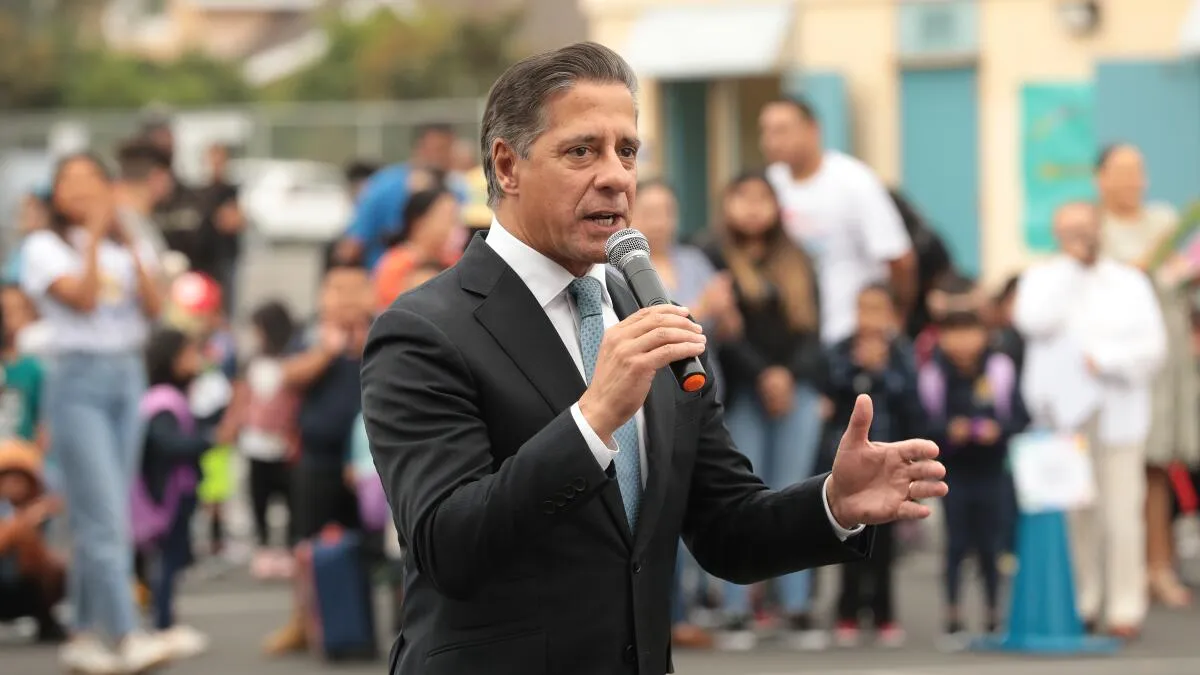 LAUSD Superintendent Alberto Carvalho Resigns Amid Federal Probe