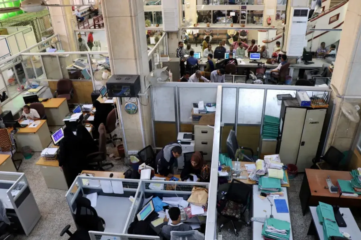Central Bank of Aden Approves New Measures Amid Economic Decline