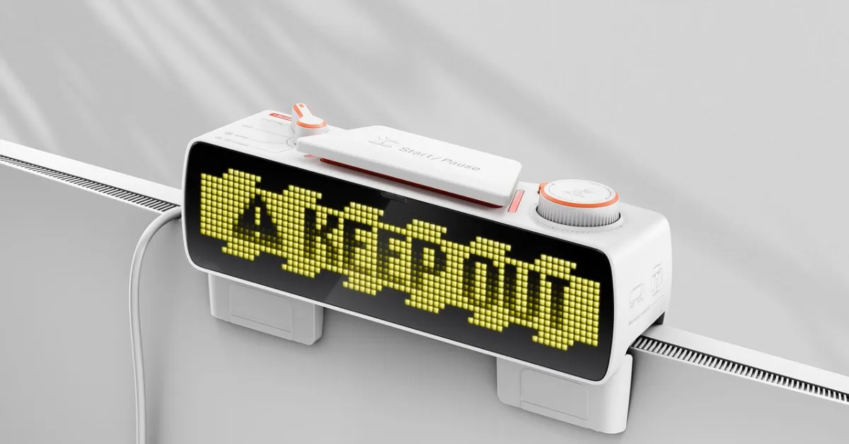 Flipper's Busy Bar: $249 gadget to signal you need alone time