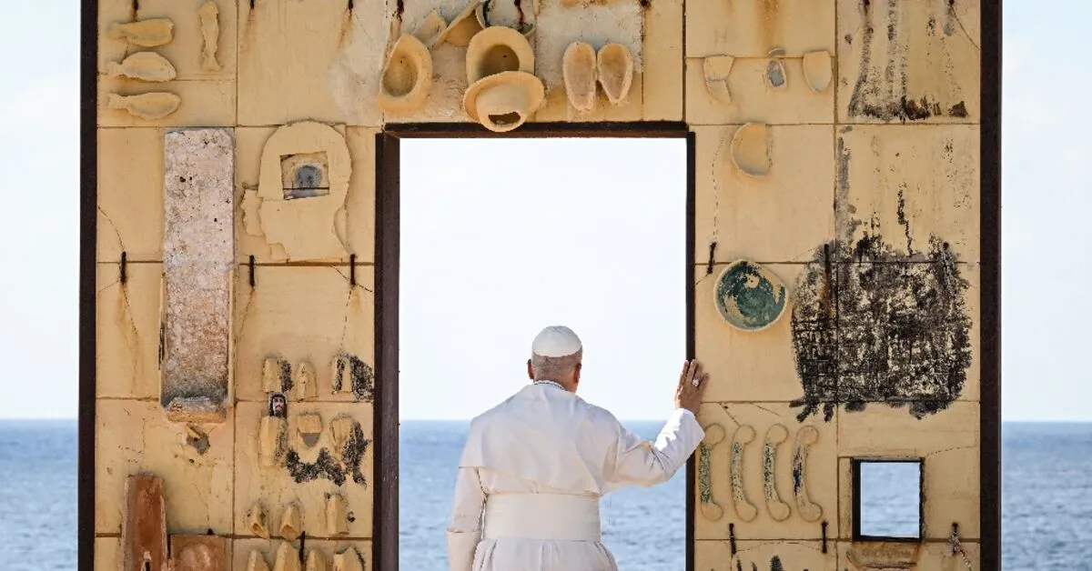 Pope Urges Europe to Enhance Migrant Protection and Integration