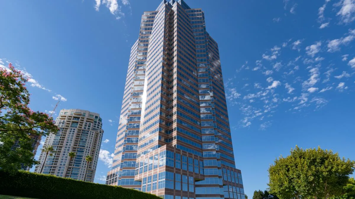 PwC Relocates Los Angeles Operations From Downtown to Century City