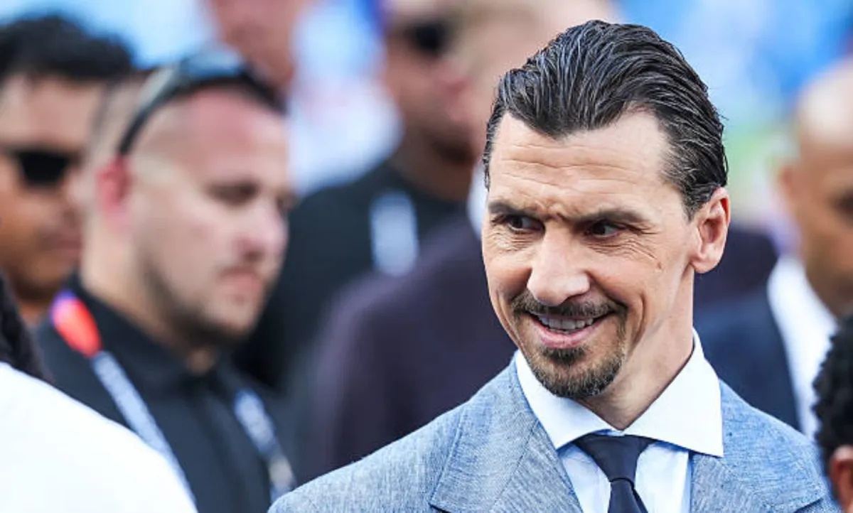 Zlatan Brutalizes England's Madueke: "One Player Less"