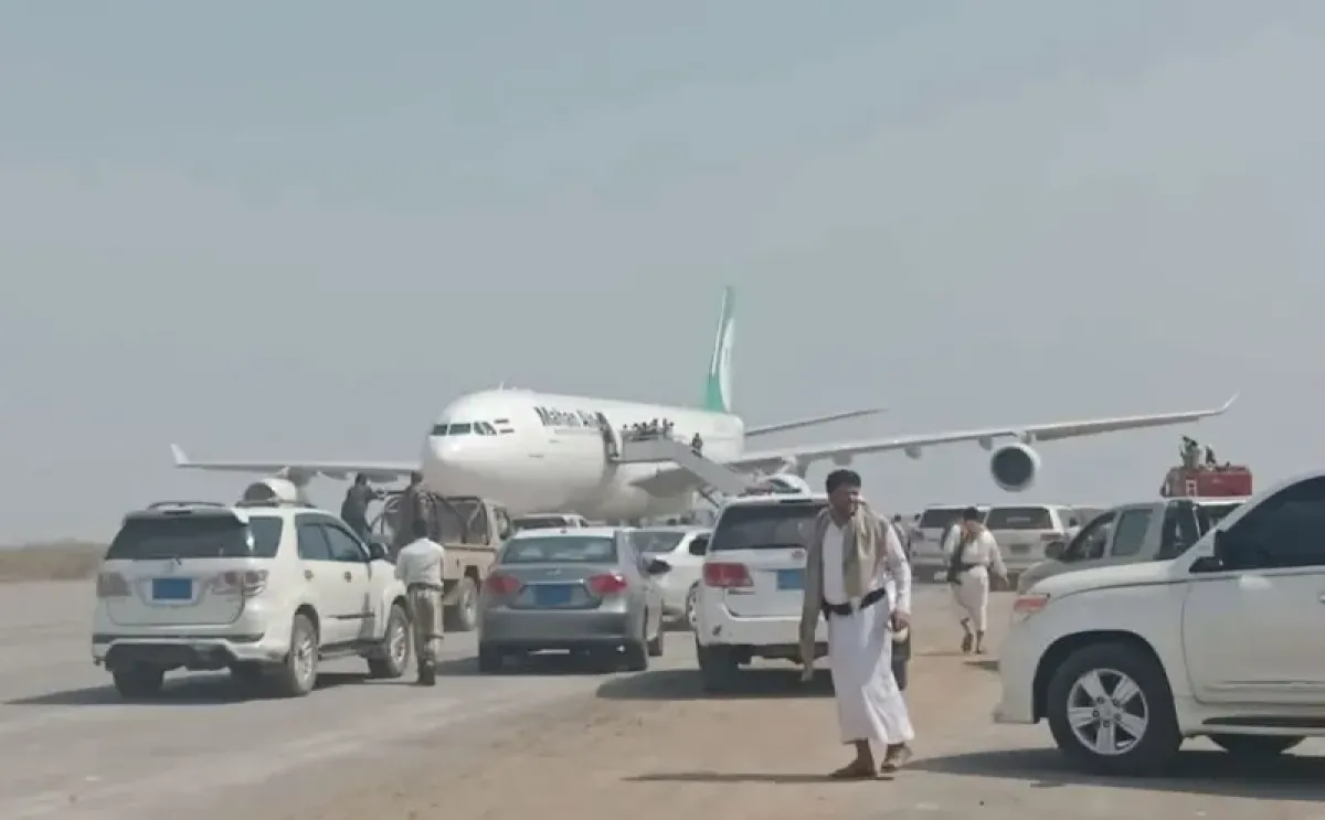Iranian Plane Lands in Hodeidah Amidst Government Sovereignty Test