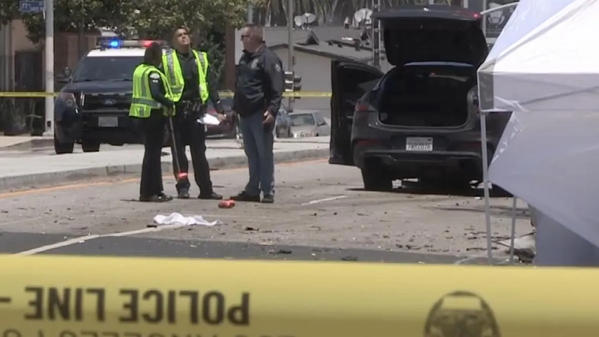 Two Fathers Die in South Los Angeles Crash, One En Route to Meet Newborn