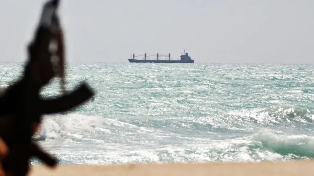 Iran Threatens Bab al-Mandab Strait, Escalating Regional Tensions