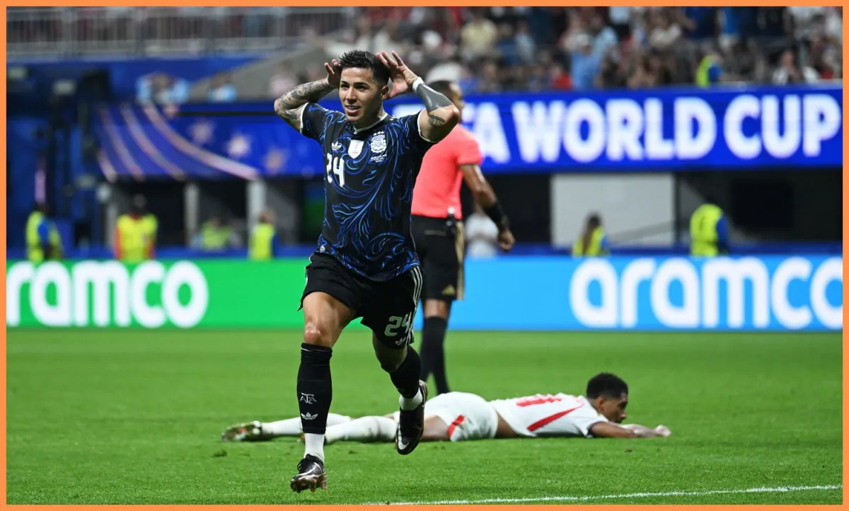Enzo Fernandez's Smasher Levels Argentina vs. England in World Cup Semi