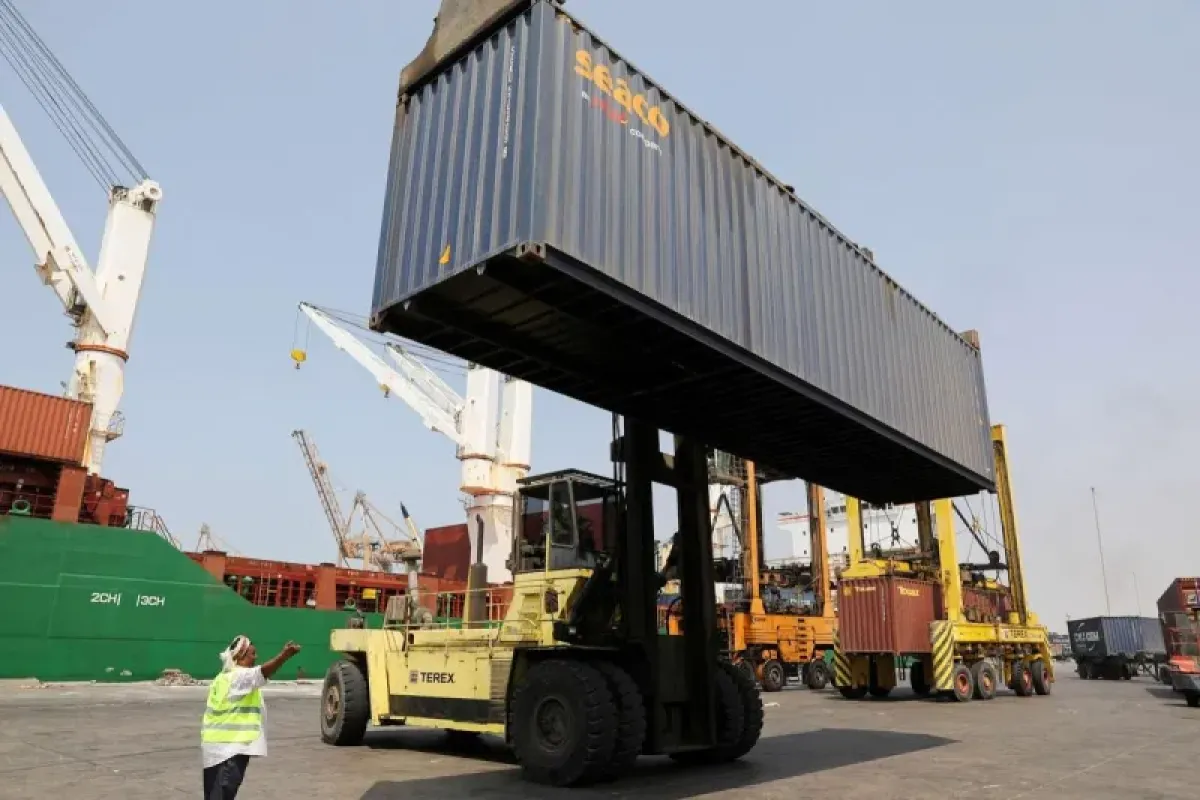 Yemen Government Refutes Houthi Claims of Hodeidah Port Blockade with Data