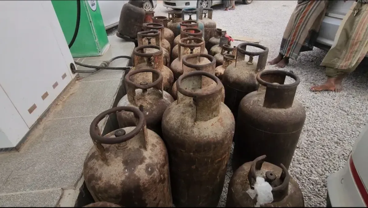 Al-Mahra Suffers Severe Fuel and Gas Crisis