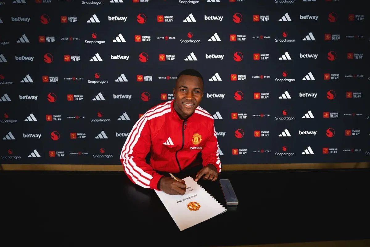 Man United Seals Deal for Young Star Cristian Orozco