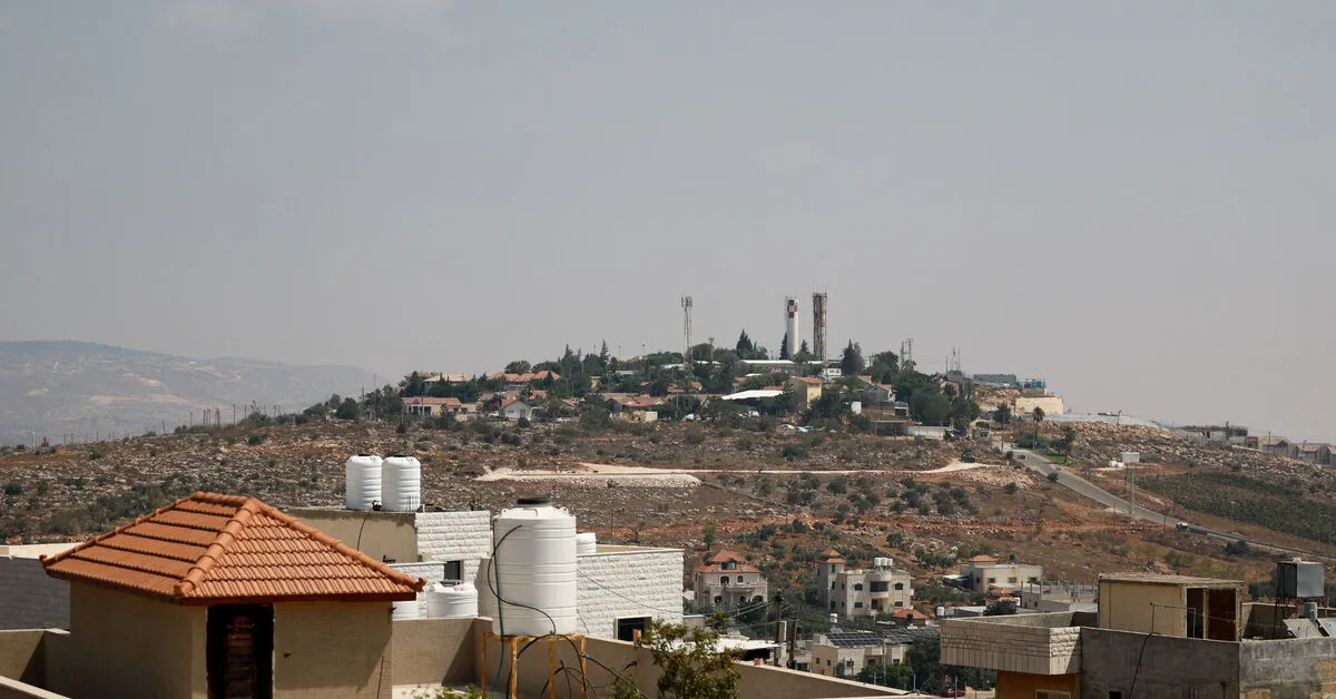 Pope Urges End to West Bank Violence, Backs Two-State Solution