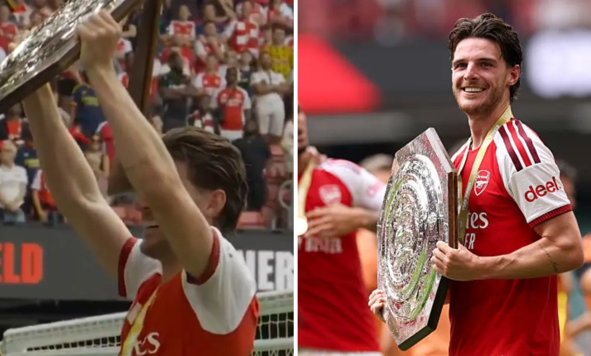 Declan Rice Takes a Trophy to the Face in Arsenal Celebrations