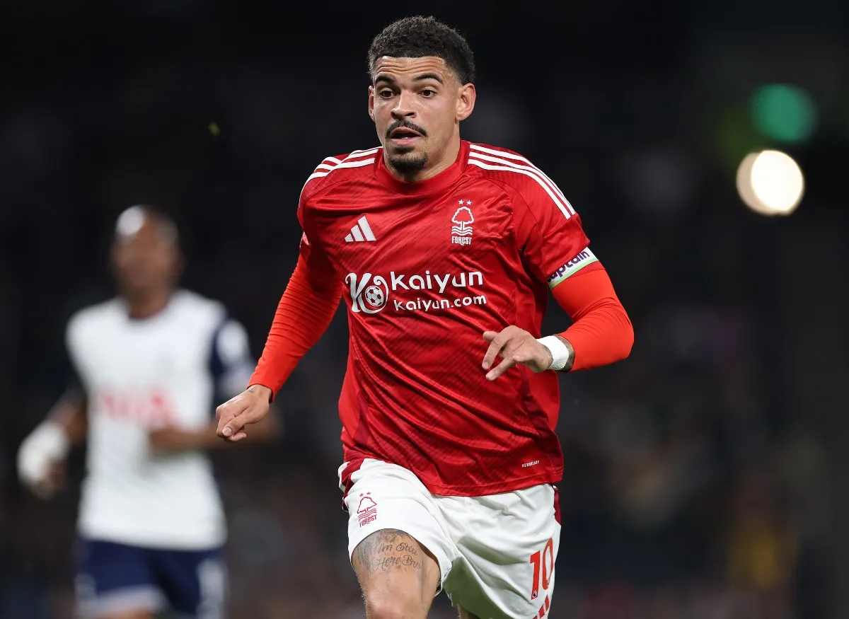 Glasner: Forest Ownership Vows to Keep Star Players Amid Transfer Speculation