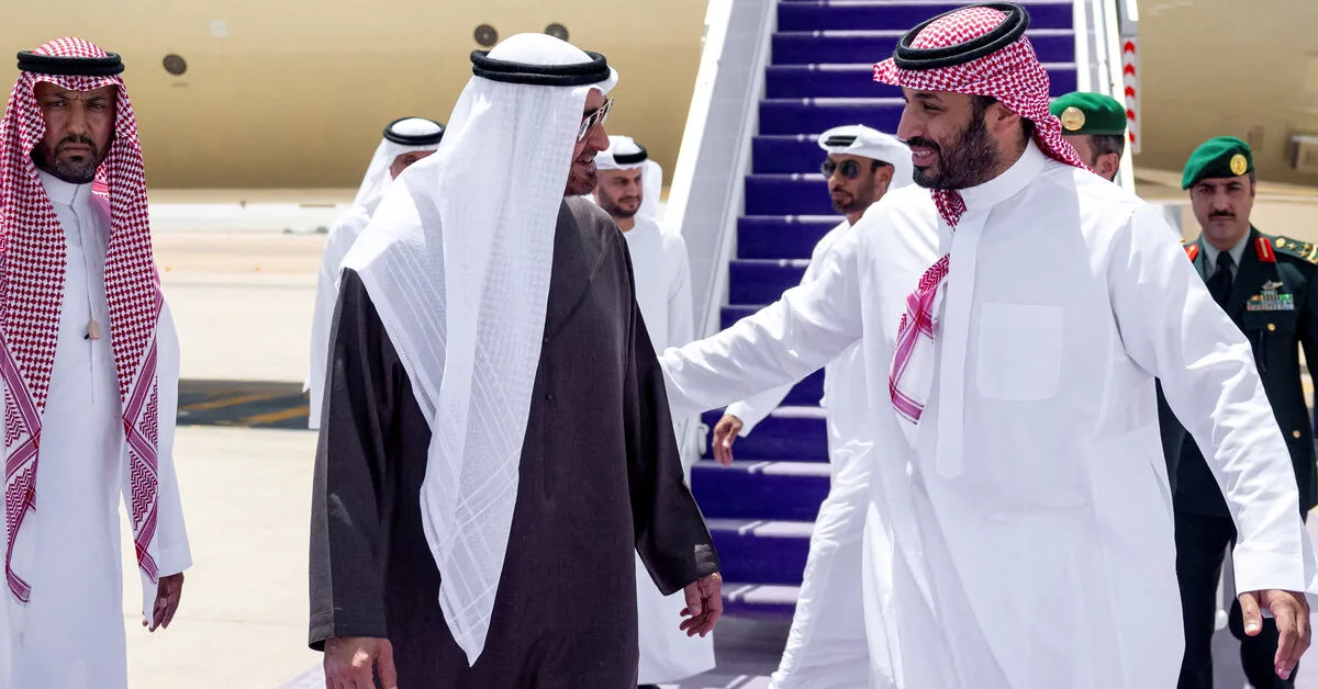 Saudi Arabia Imposes Enhanced Oversight on UAE Financial Transfers Amid Tensions